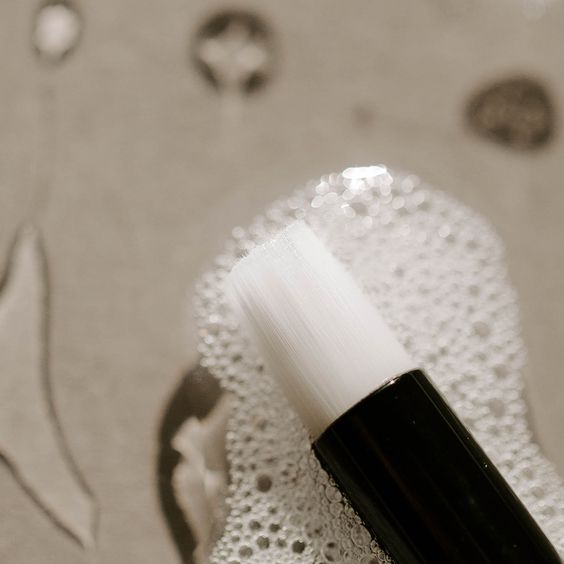 Eyelash Cleansing Brush