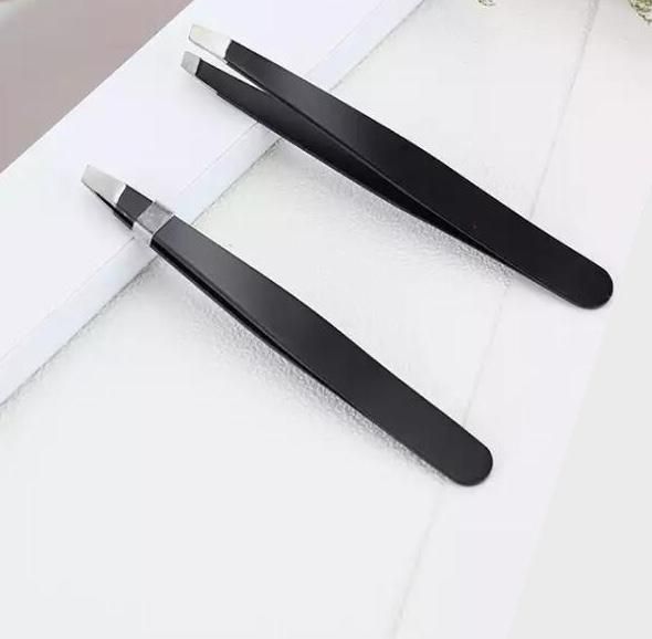 Black Eyebrow Tweezer